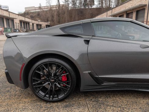 Used 2018 Chevrolet Corvette Grand Sport image 10