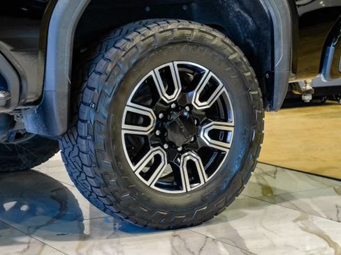 Used 2020 GMC Sierra 2500 AT4 w/ AT4 Premium Package AWD/4WD image 84