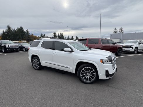 Used 2021 GMC Acadia Denali w/ Denali Ultimate Package image 2