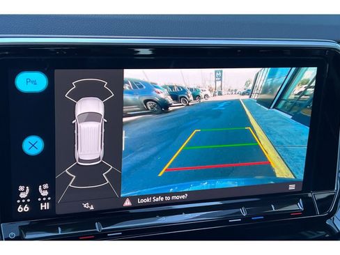 Used 2024 Volkswagen Atlas Cross Sport SE image 21