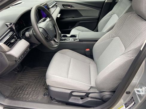 Used 2026 Toyota Camry LE image 16