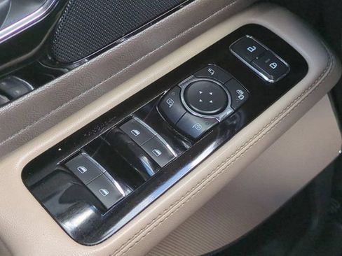 Used 2021 Lincoln Aviator 2WD image 34