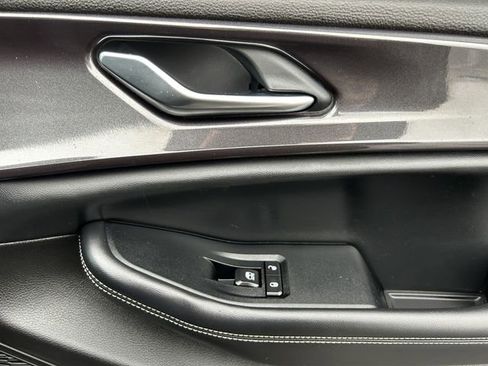 Used 2023 Jeep Grand Cherokee Altitude image 21