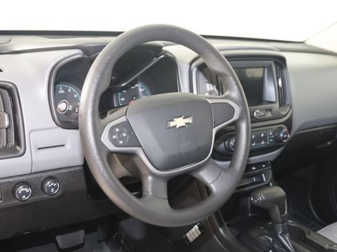 Used 2019 Chevrolet Colorado W/T w/ WT Convenience Package AWD/4WD image 6