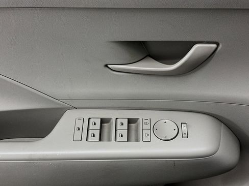 Used 2025 Hyundai Kona SEL image 15