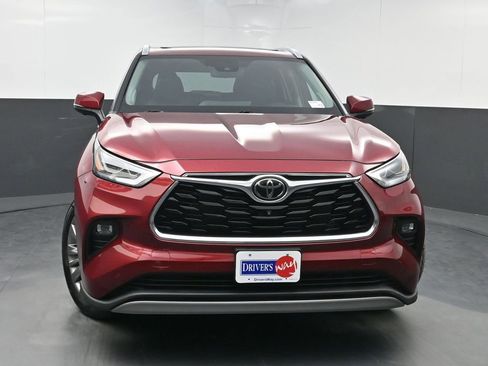 Used 2023 Toyota Highlander Platinum image 45