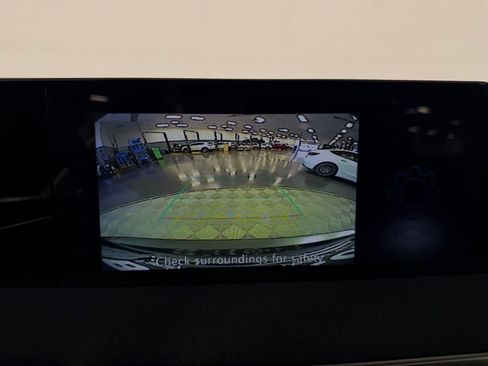 Used 2025 Nissan Kicks SV w/ SV Premium Package image 22