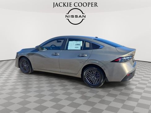 New 2026 Nissan Sentra SV w/ SV Convenience Package FWD image 3