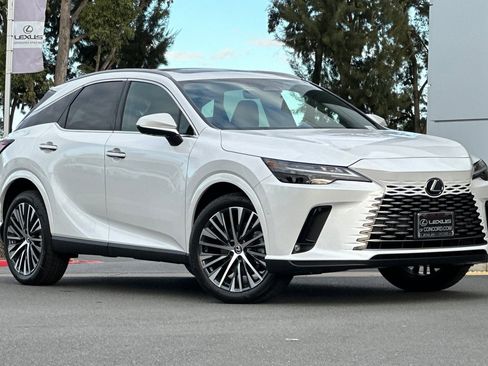 New 2025 Lexus RX 350 w/ Convenience Package AWD/4WD image 2