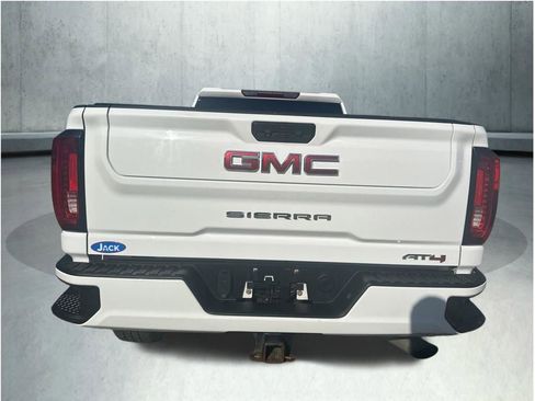 Used 2021 GMC Sierra 2500 AT4 AWD/4WD image 5