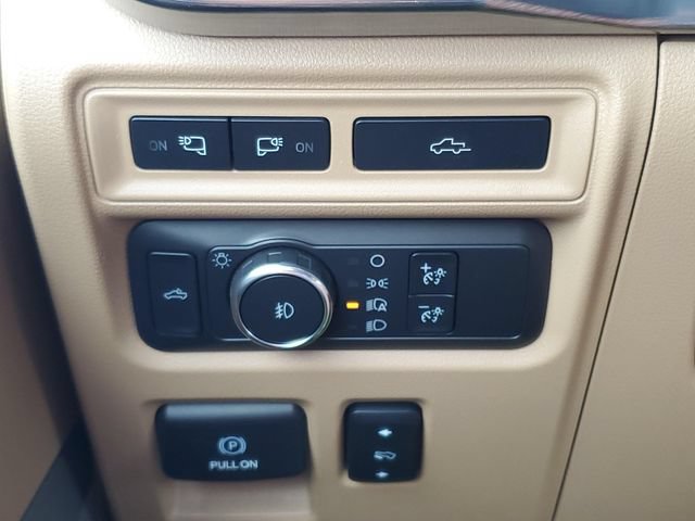 Used 2021 Ford F150 Lariat w/ Equipment Group 502A High AWD/4WD image 22