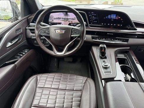 Used 2021 Cadillac Escalade Sport Platinum AWD/4WD image 27