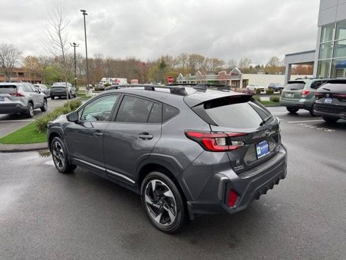 Used 2024 Subaru Crosstrek 2.5i Limited AWD/4WD image 8