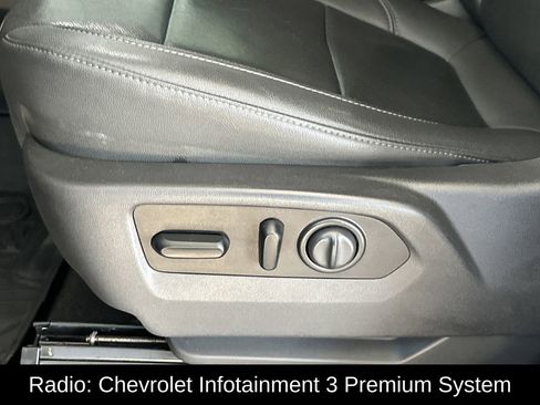 Used 2021 Chevrolet Silverado 1500 LTZ w/ LTZ Premium Package AWD/4WD image 16