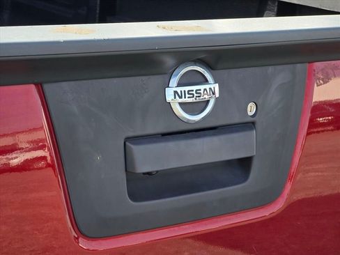 Used 2019 Nissan Frontier SV AWD/4WD image 11