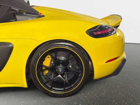 Used 2024 Porsche 718 Boxster Spyder RS w/ Weissach Package image 16