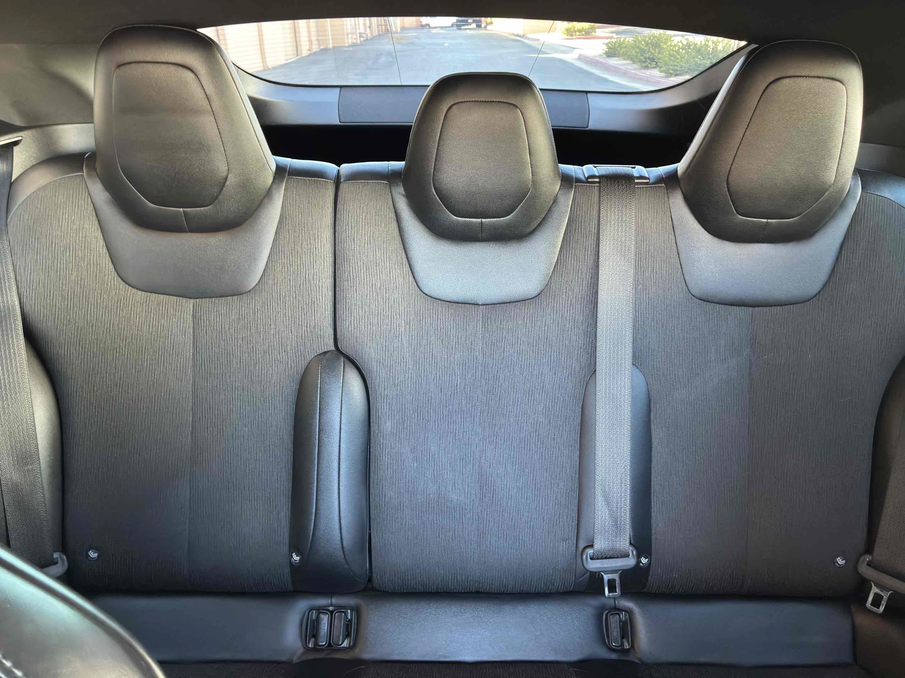 Used 2017 Tesla Model S 75 RWD image 50