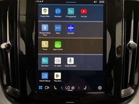 Used 2025 Volvo XC60 B5 Plus image 64