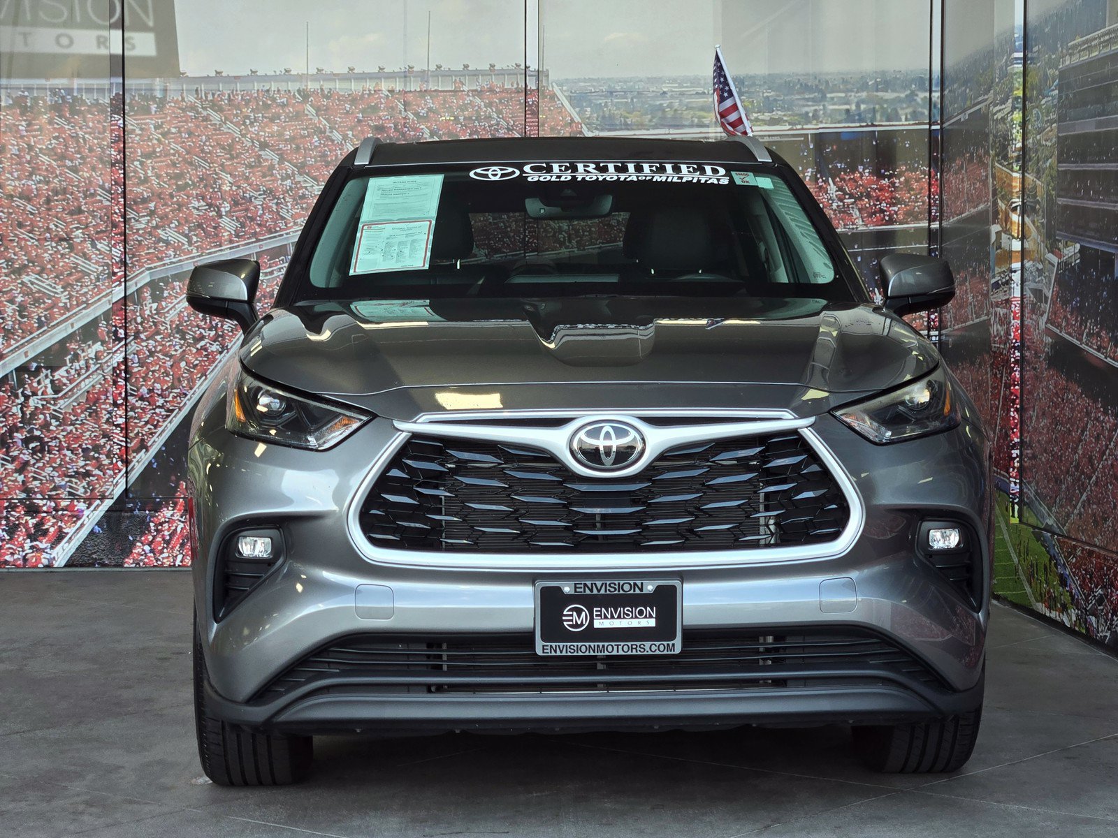 Certified 2026 Toyota Highlander XLE AWD/4WD image 3