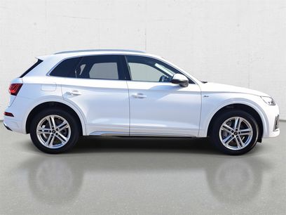 Used 2023 Audi Q5 e Premium w/ Convenience Package