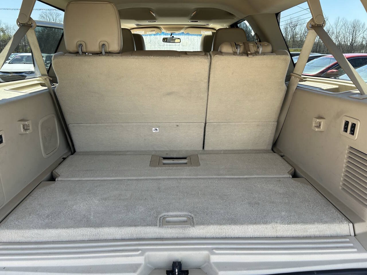 Used 2015 Ford Expedition EL XLT w/ Equipment Group 201A AWD/4WD image 13