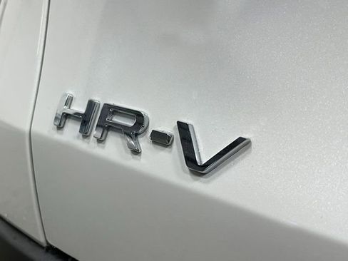 New 2026 Honda HR-V LX image 6