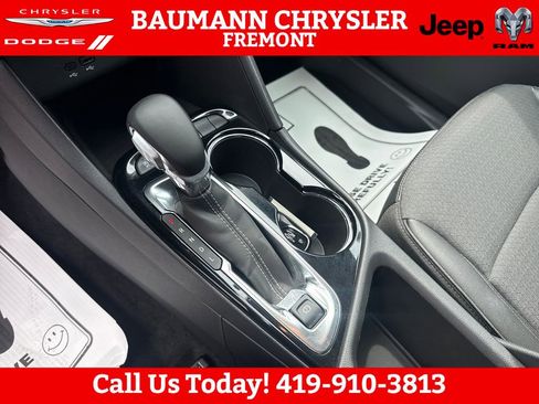 Used 2025 Buick Encore GX Preferred FWD image 23
