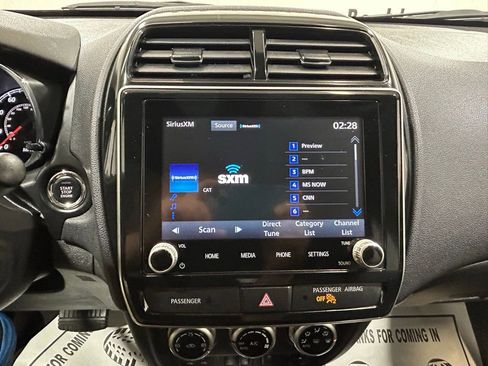 Used 2024 Mitsubishi Outlander Sport SE image 27