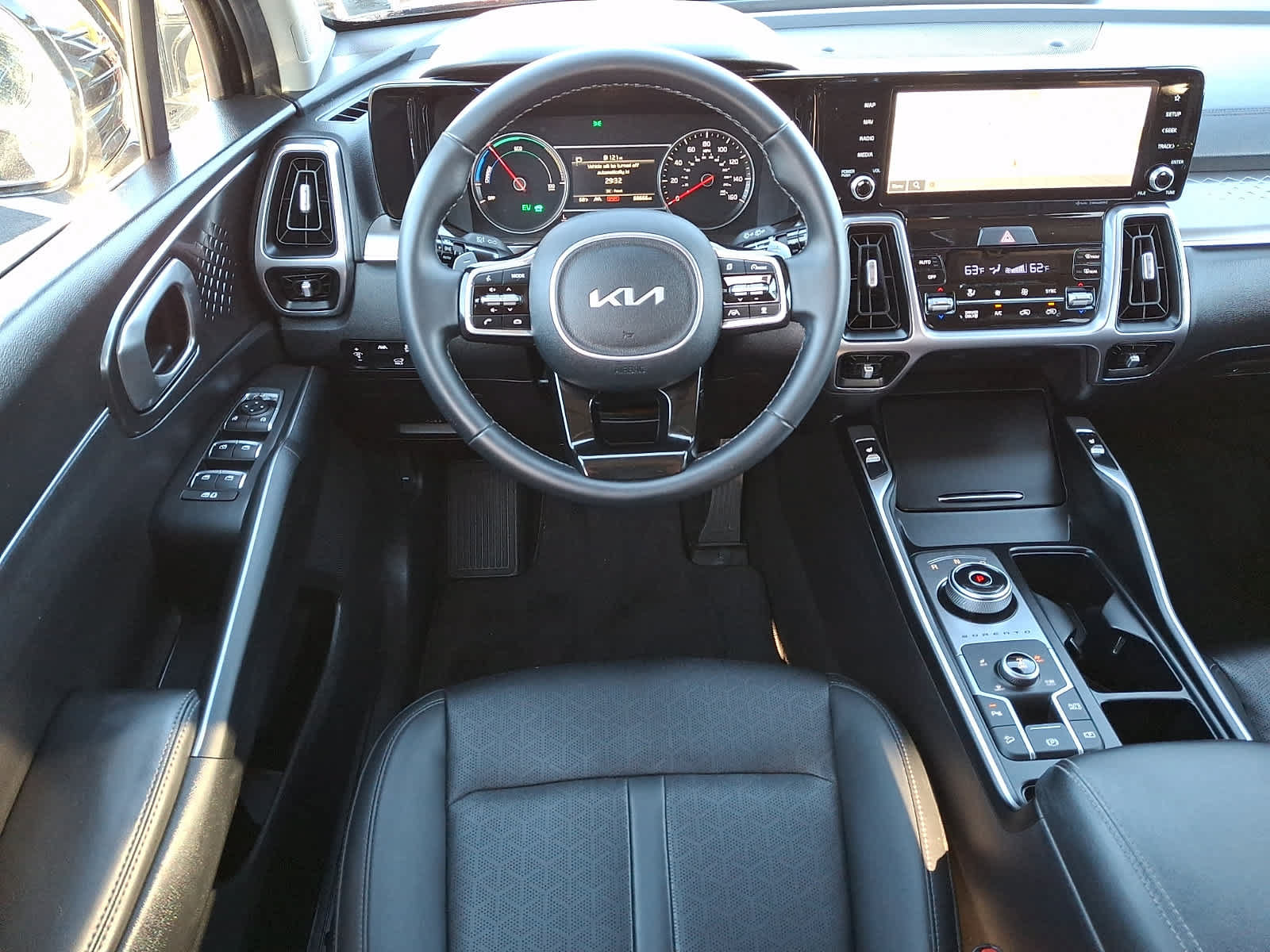 Used 2023 Kia Sorento EX AWD/4WD image 13