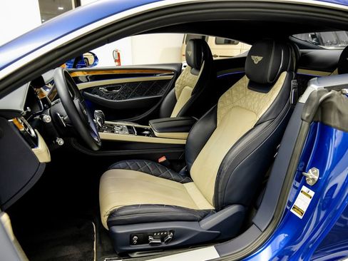 Used 2020 Bentley Continental GT AWD/4WD image 46