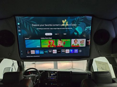 New 2025 GMC Savana 2500 Extended w/ Driver Convenience Package image 4