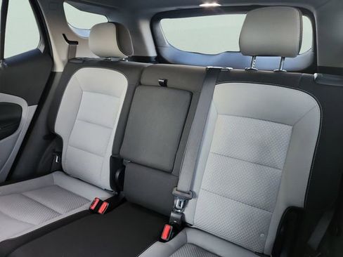 Certified 2024 GMC Terrain SLE image 19