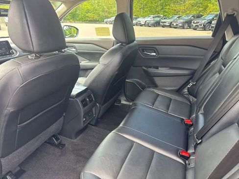 Used 2022 Nissan Rogue SL image 20