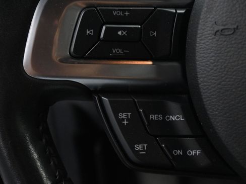 Used 2019 Ford Mustang GT Premium RWD image 17