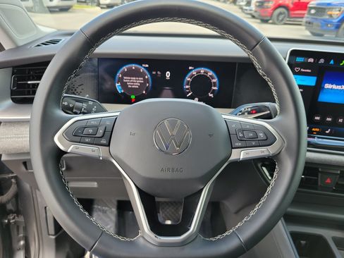 Used 2025 Volkswagen Tiguan S FWD image 26