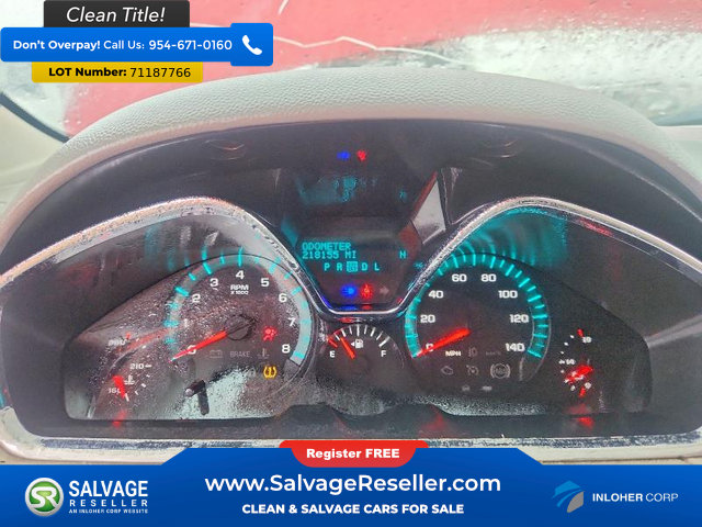 Used 2014 Chevrolet Traverse LTZ FWD image 12
