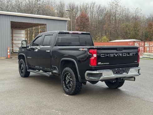 Used 2023 Chevrolet Silverado 2500 LTZ w/ LTZ Plus Package image 5