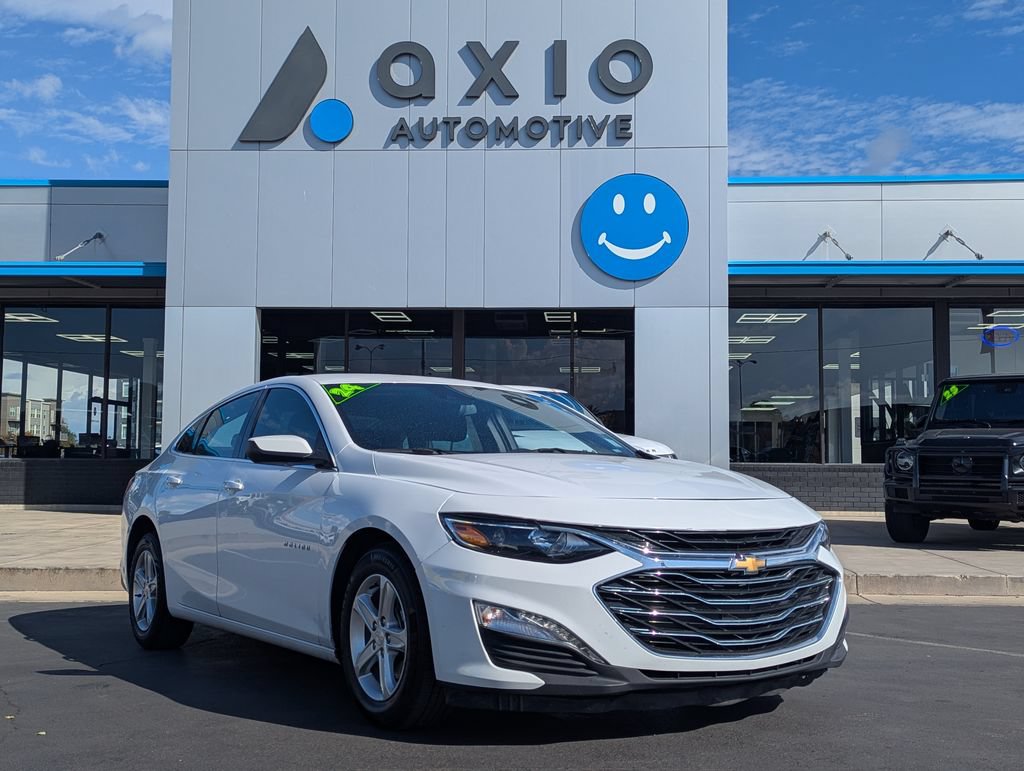 Used 2024 Chevrolet Malibu LT FWD image 1