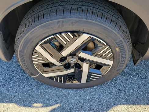 New 2026 Nissan Kicks SV image 9