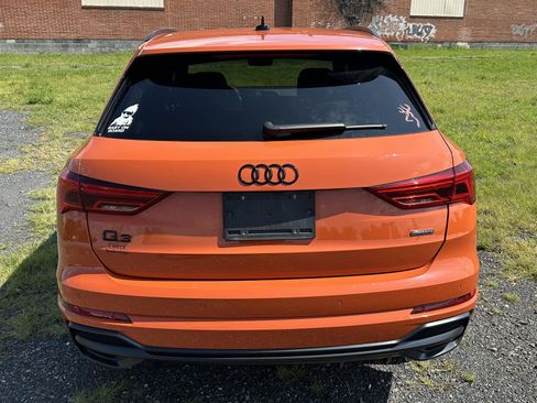 Used 2022 Audi Q3 2.0T Premium w/ Black Optic Sport Package AWD/4WD image 7