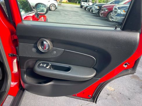 Used 2018 MINI Cooper Clubman FWD image 20