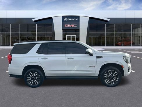 Used 2023 GMC Yukon AT4 w/ AT4 Premium Plus Package image 6
