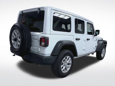 Used 2023 Jeep Wrangler Unlimited Sport w/ Sun And Sound Package AWD/4WD image 18