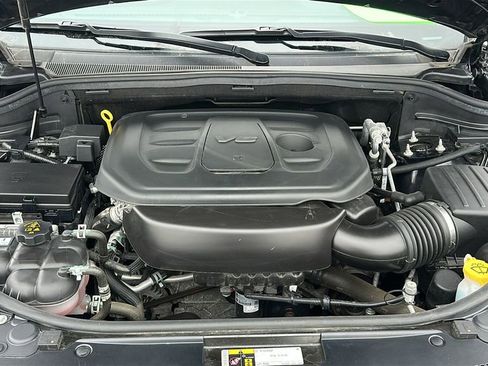 Used 2021 Jeep Grand Cherokee Laredo X image 31