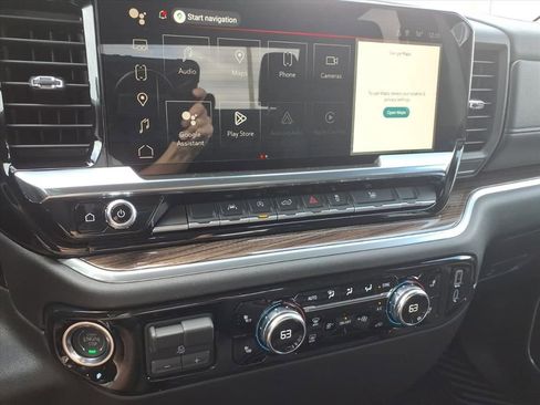 New 2026 GMC Sierra 1500 Elevation image 18