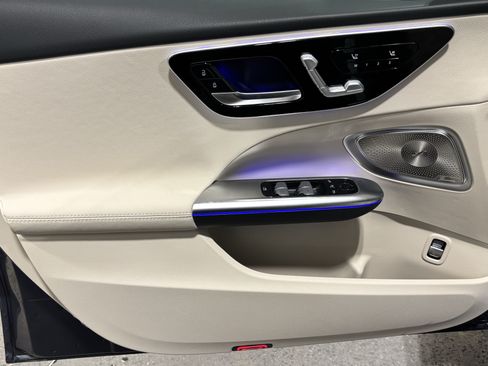 New 2026 Mercedes-Benz C 300 4MATIC Sedan image 11