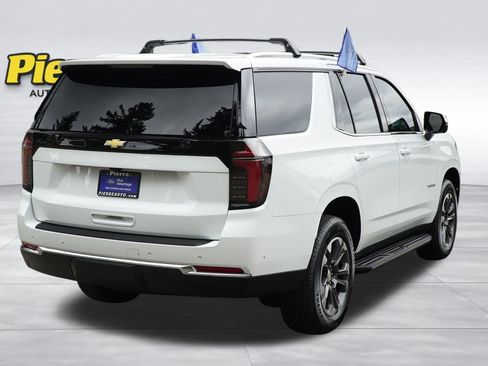 Used 2026 Chevrolet Tahoe LS AWD/4WD image 7