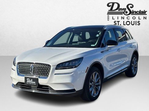 Used 2022 Lincoln Corsair AWD w/ Premium Package image 7