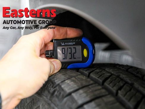 Used 2023 Ford Transit 350 XLT image 25