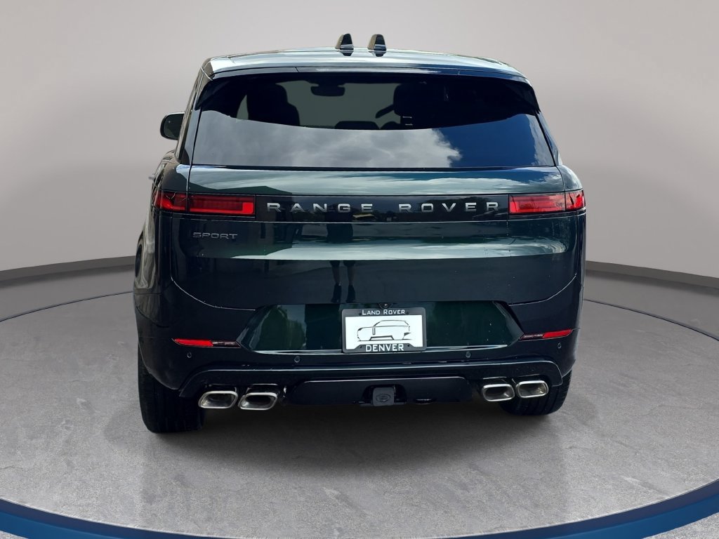 New 2026 Land Rover Range Rover Sport Dynamic SE AWD/4WD image 6